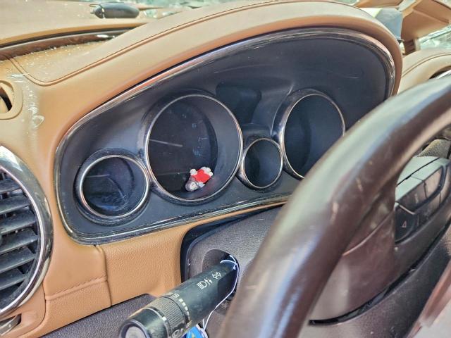 Buick Enclave Image 11