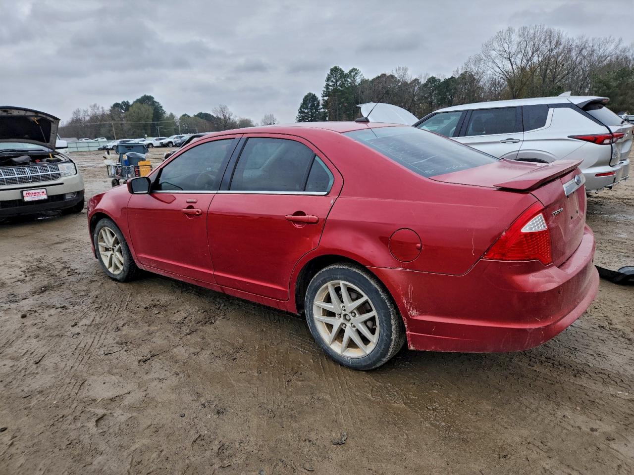 Ford Fusion Sel Image 2