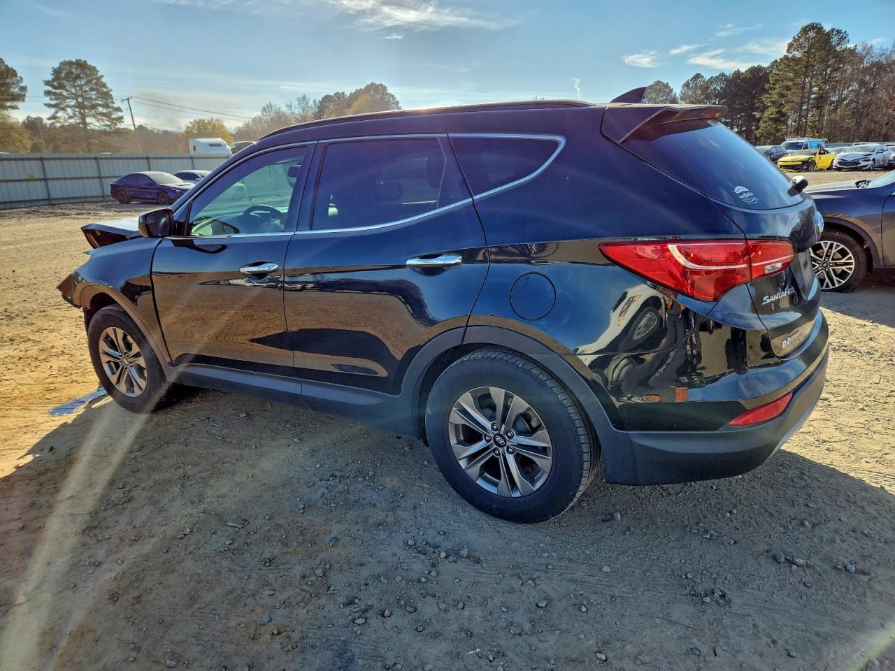 Hyundai SANTA FE Image 4