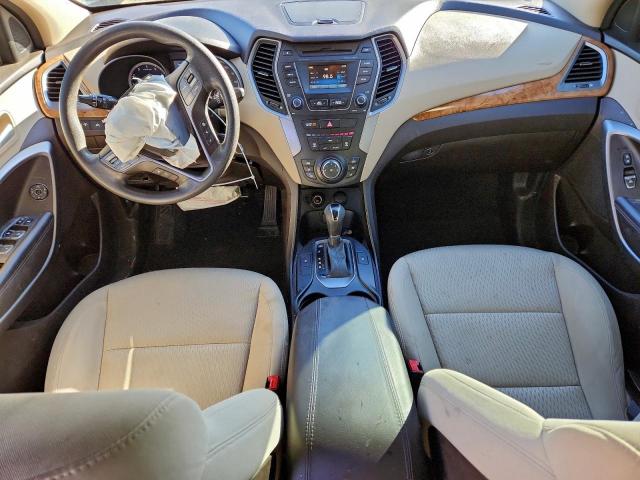 Hyundai SANTA FE Image 9