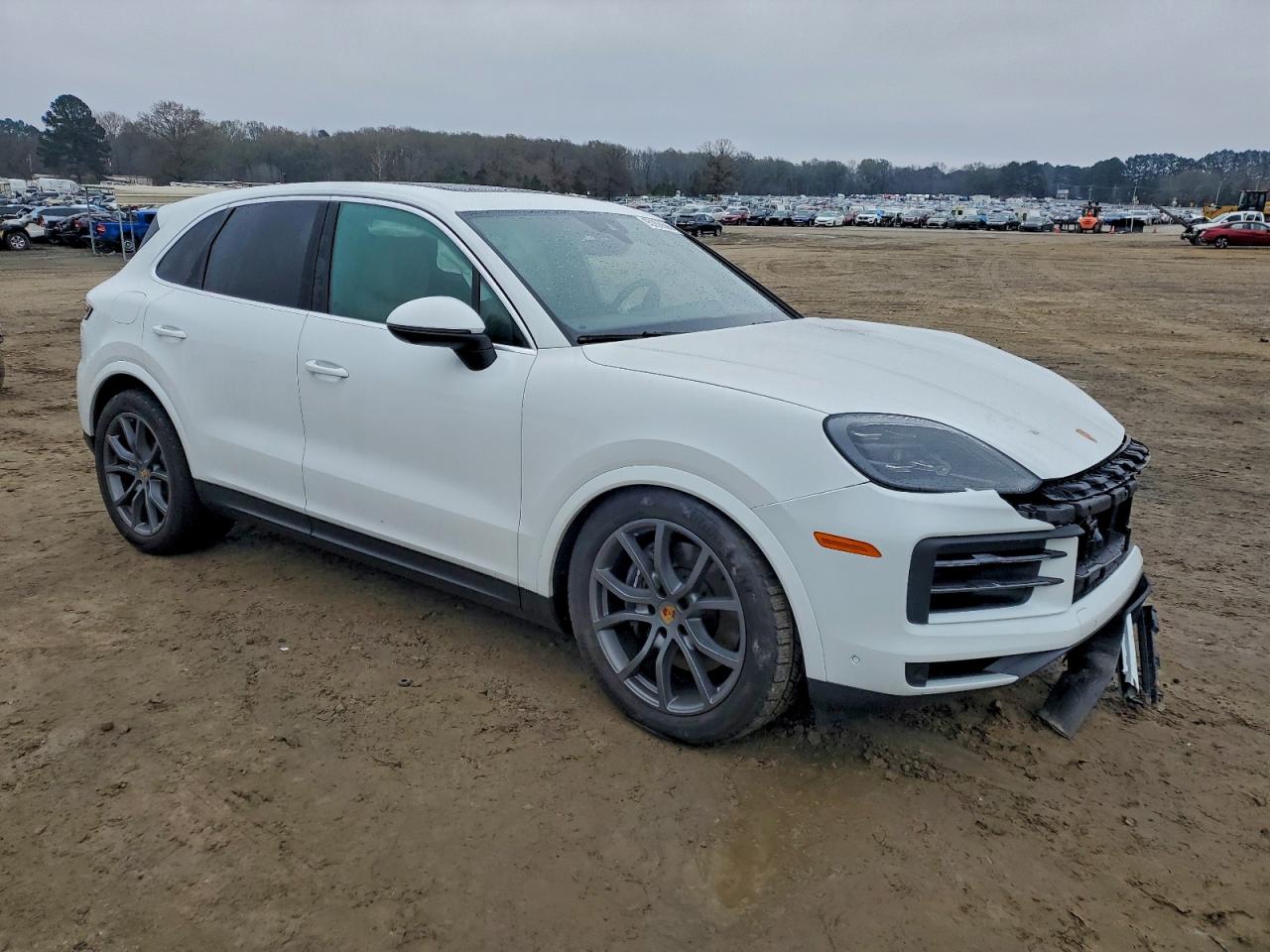 Porsche Cayenne Image 10