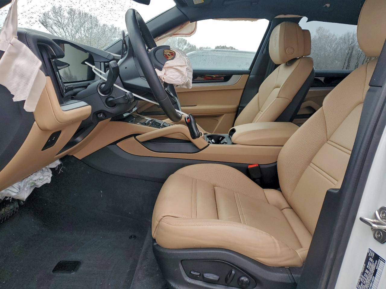 Porsche Cayenne Image 5