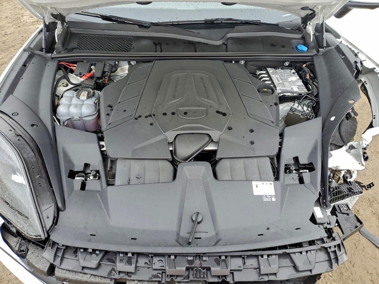 Porsche Cayenne Image 13