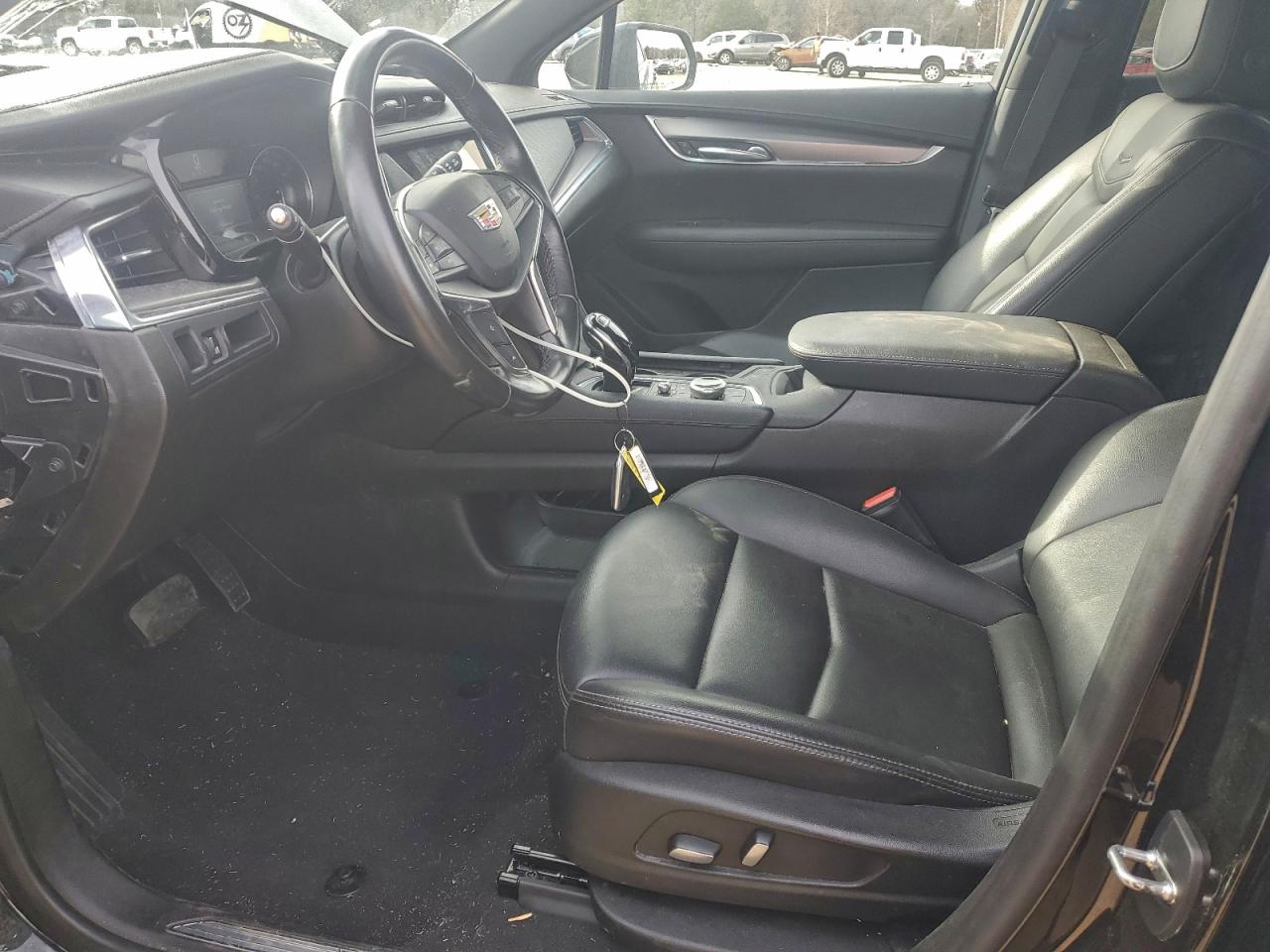 Cadillac XT5 Luxury Image 4