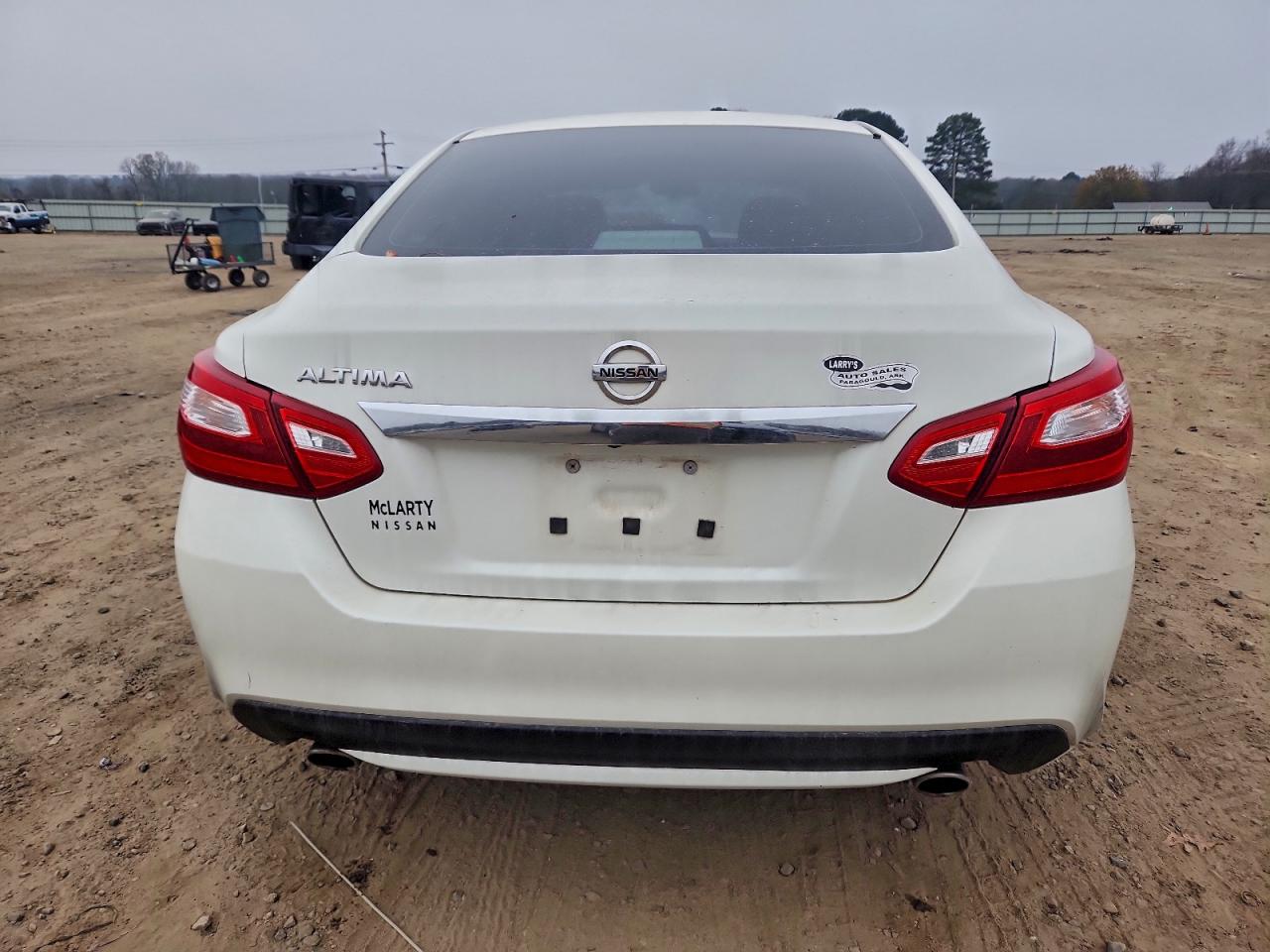 Nissan Altima 2.5 Image 5