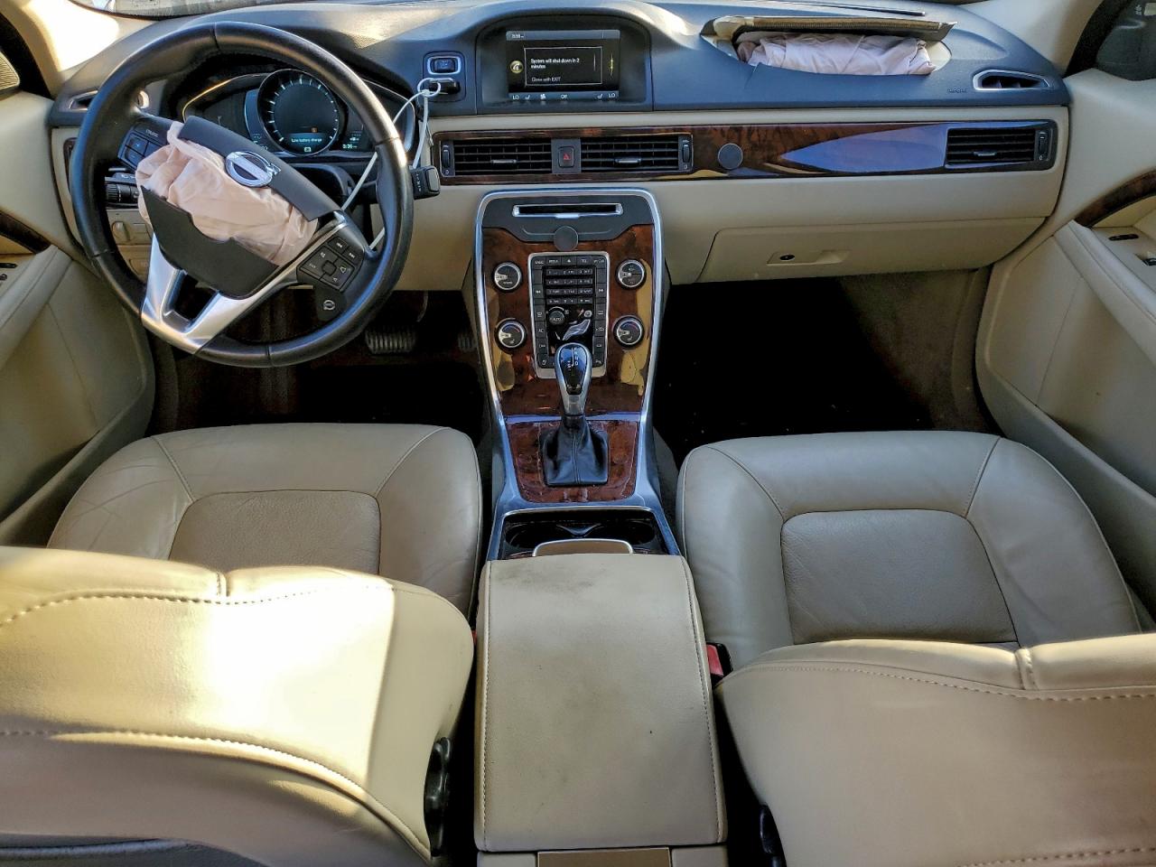 Volvo S80 Premier+ Image 10