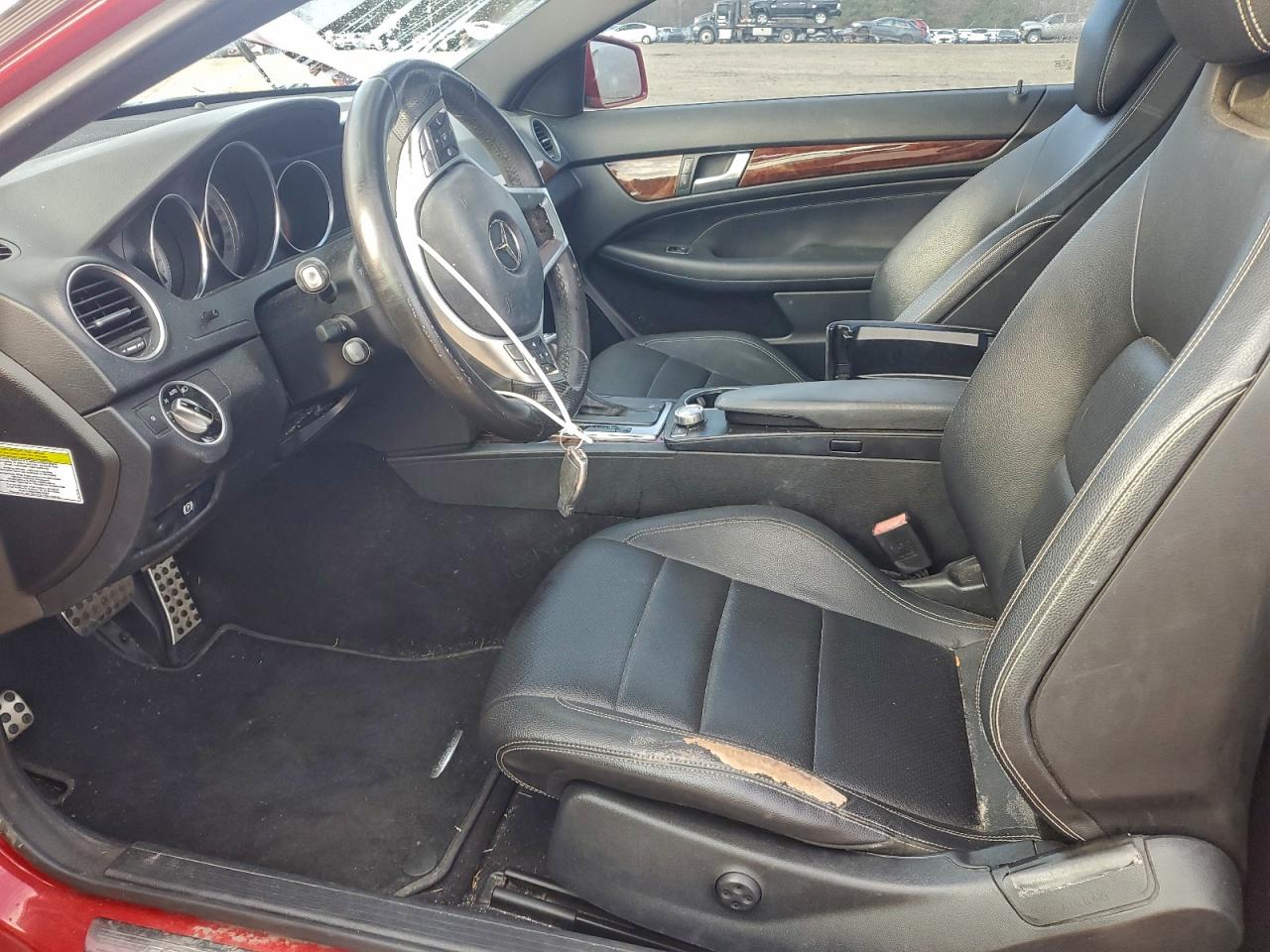 Mercedes-Benz C-Class 250 Image 3