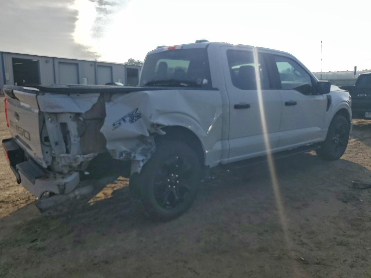 Ford F-150 Supercrew Image 7