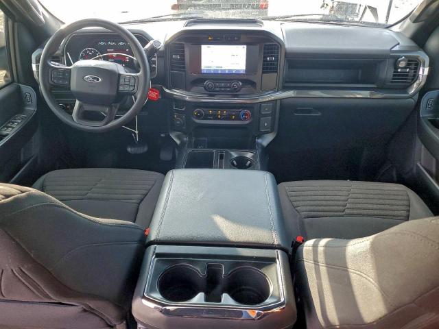 Ford F-150 Supercrew Image 8