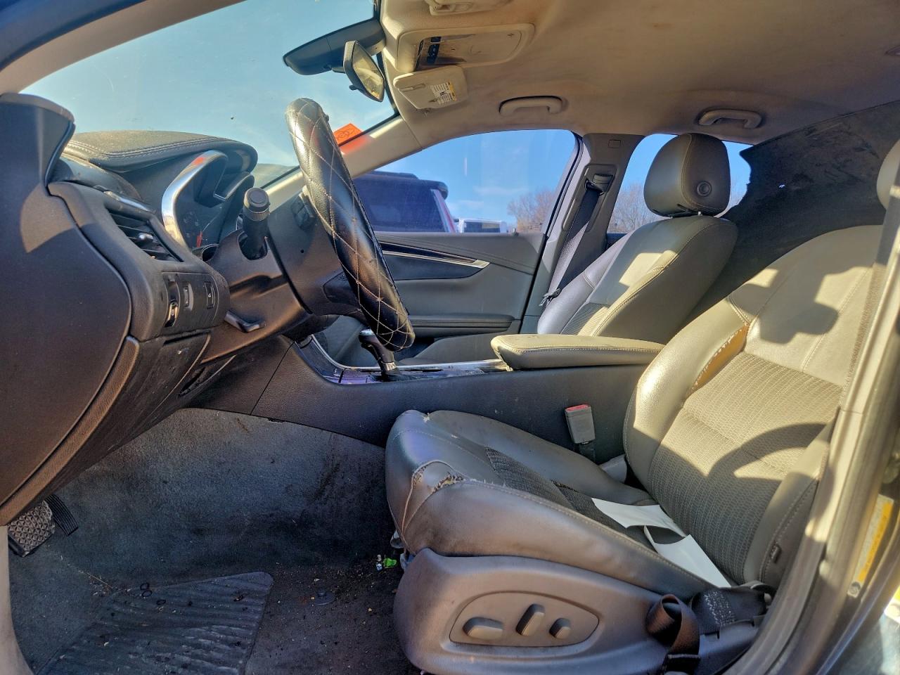 Chevrolet Impala Lt Image 4