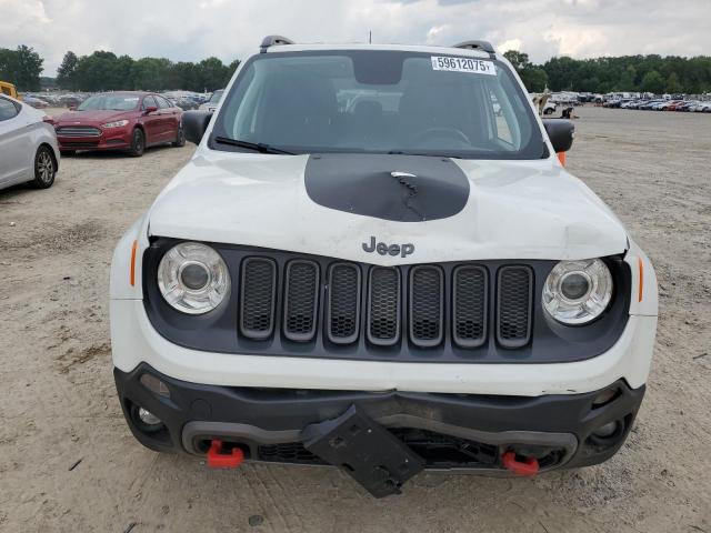 Jeep Renegade Trailhawk Image 8