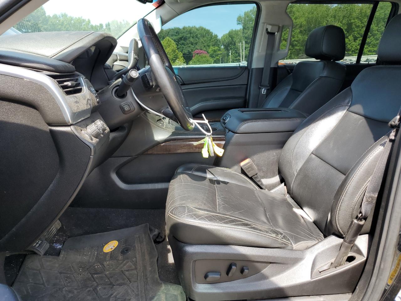 Chevrolet Suburban K1500 Lt Image 4