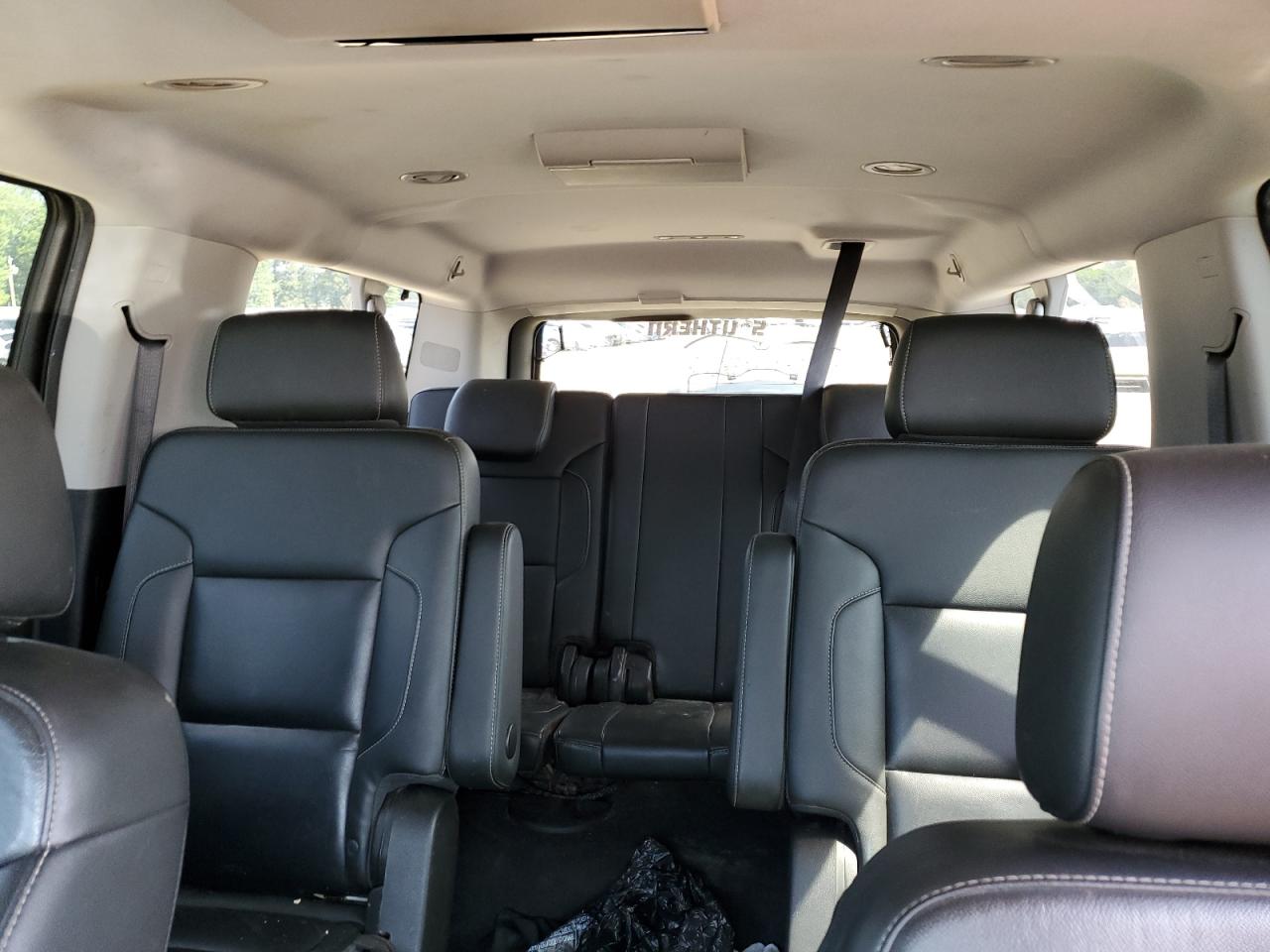 Chevrolet Suburban K1500 Lt Image 9