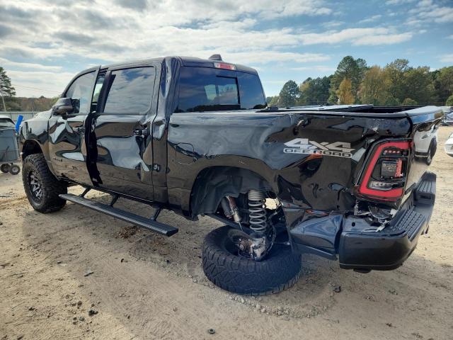 Ram 1500 Laramie Image 4