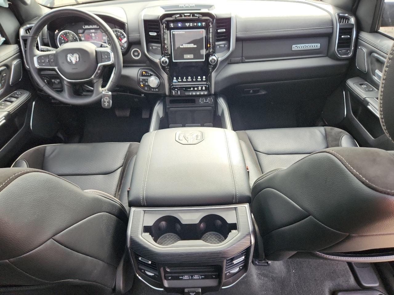 Ram 1500 Laramie Image 5