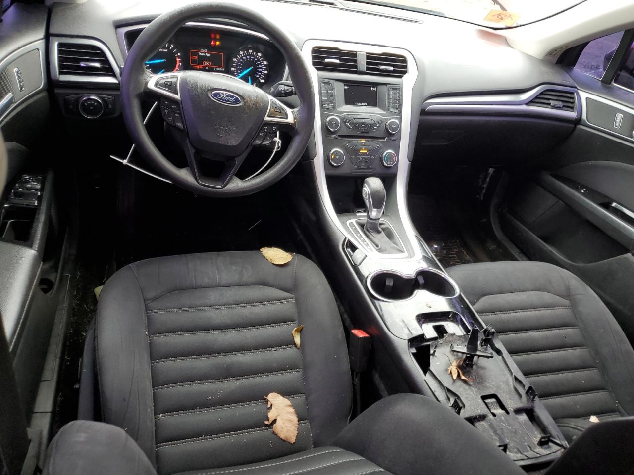 Ford Fusion Se Image 2