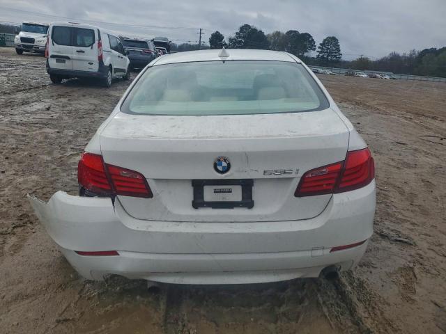 BMW 5 Series I Image 10