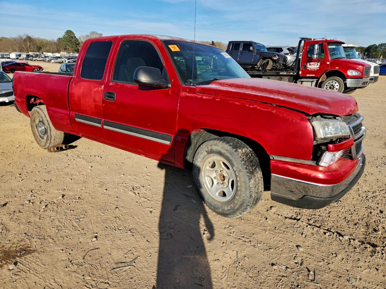 Chevrolet Silverado C1500 Image 12