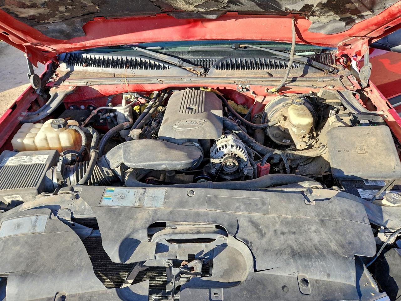 Chevrolet Silverado C1500 Image 8