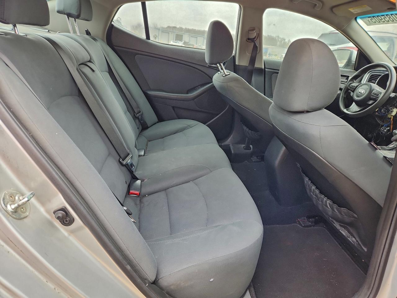 Kia Optima Lx Image 10