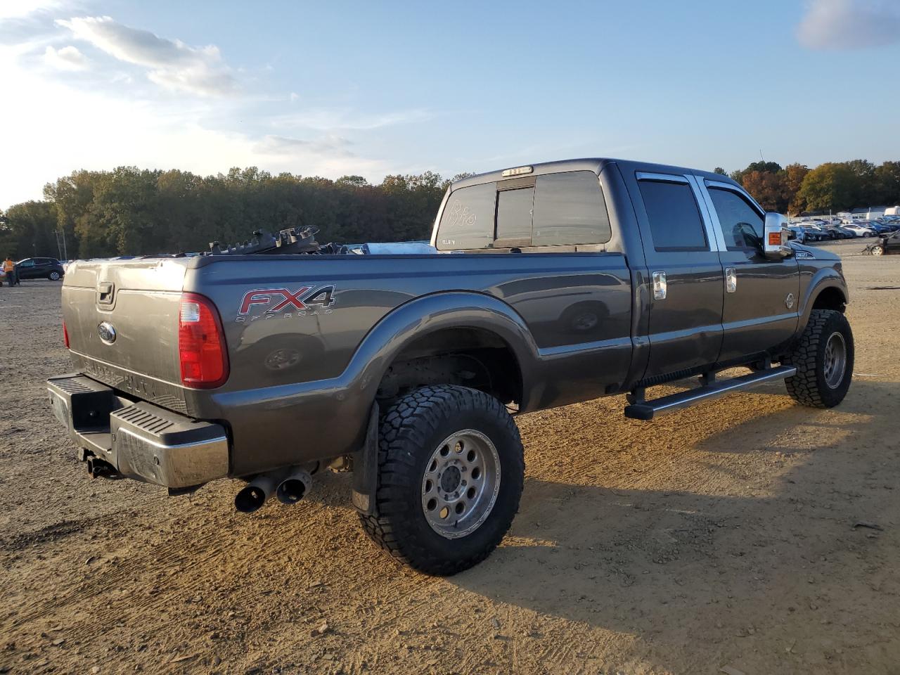 Ford F-350 Super Duty Image 6