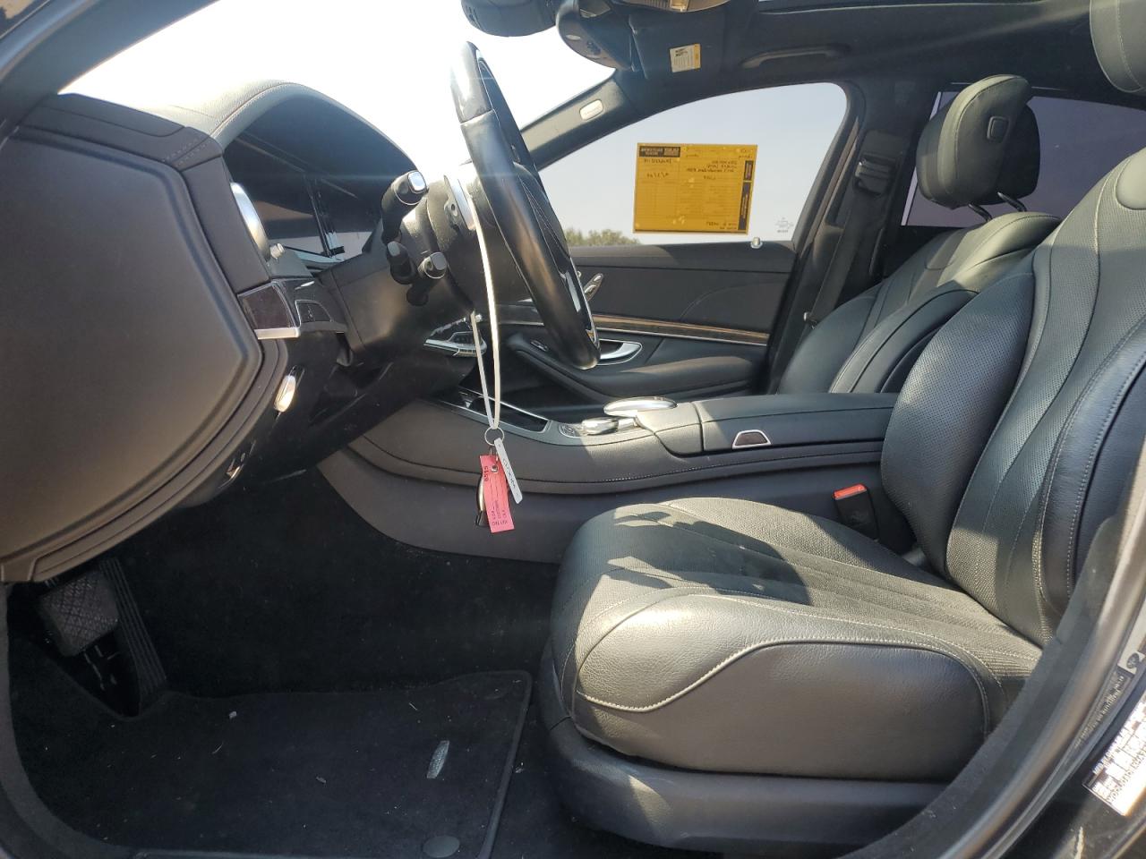 Mercedes-Benz S-Class 550e Image 6