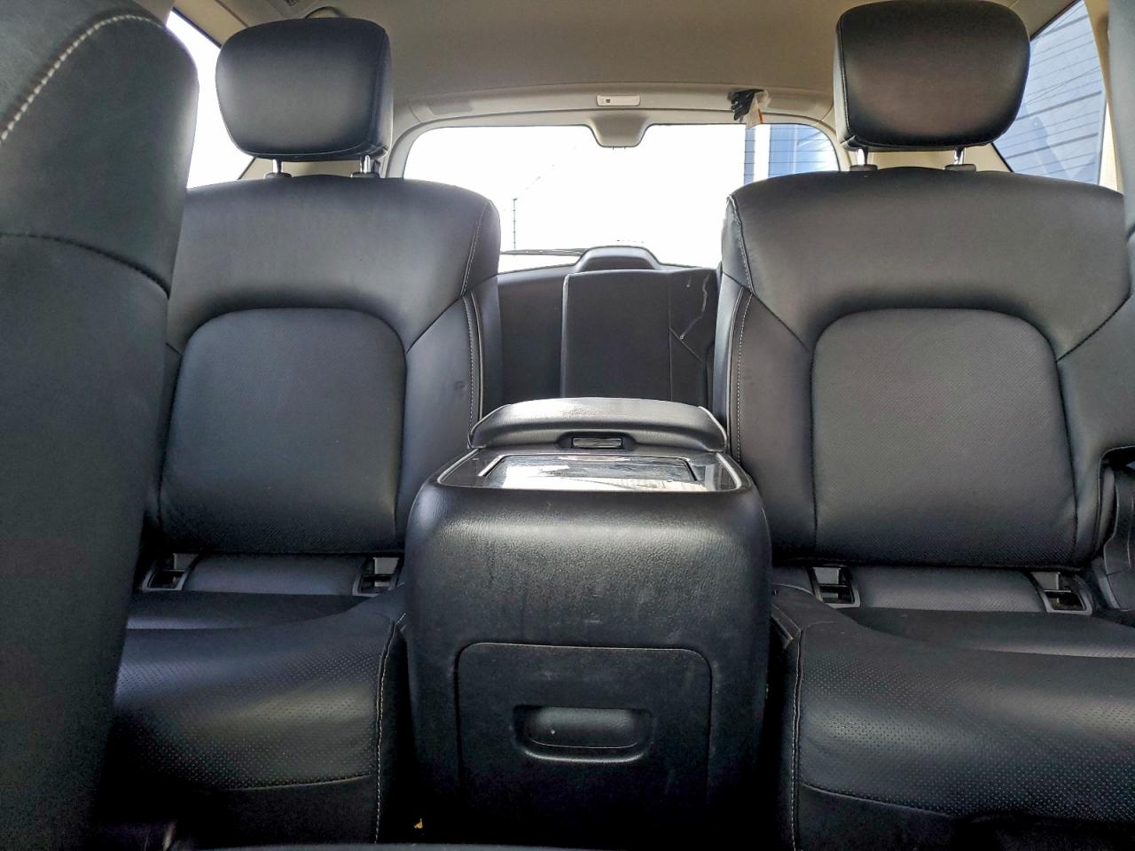 INFINITI Qx Luxe Image 10