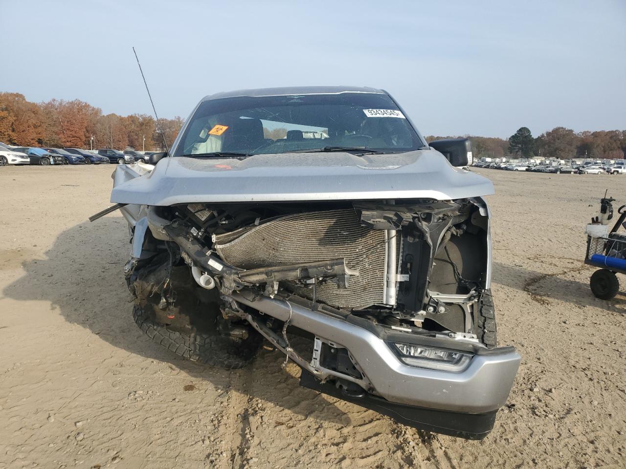 Ford F-150 Supercrew Image 4