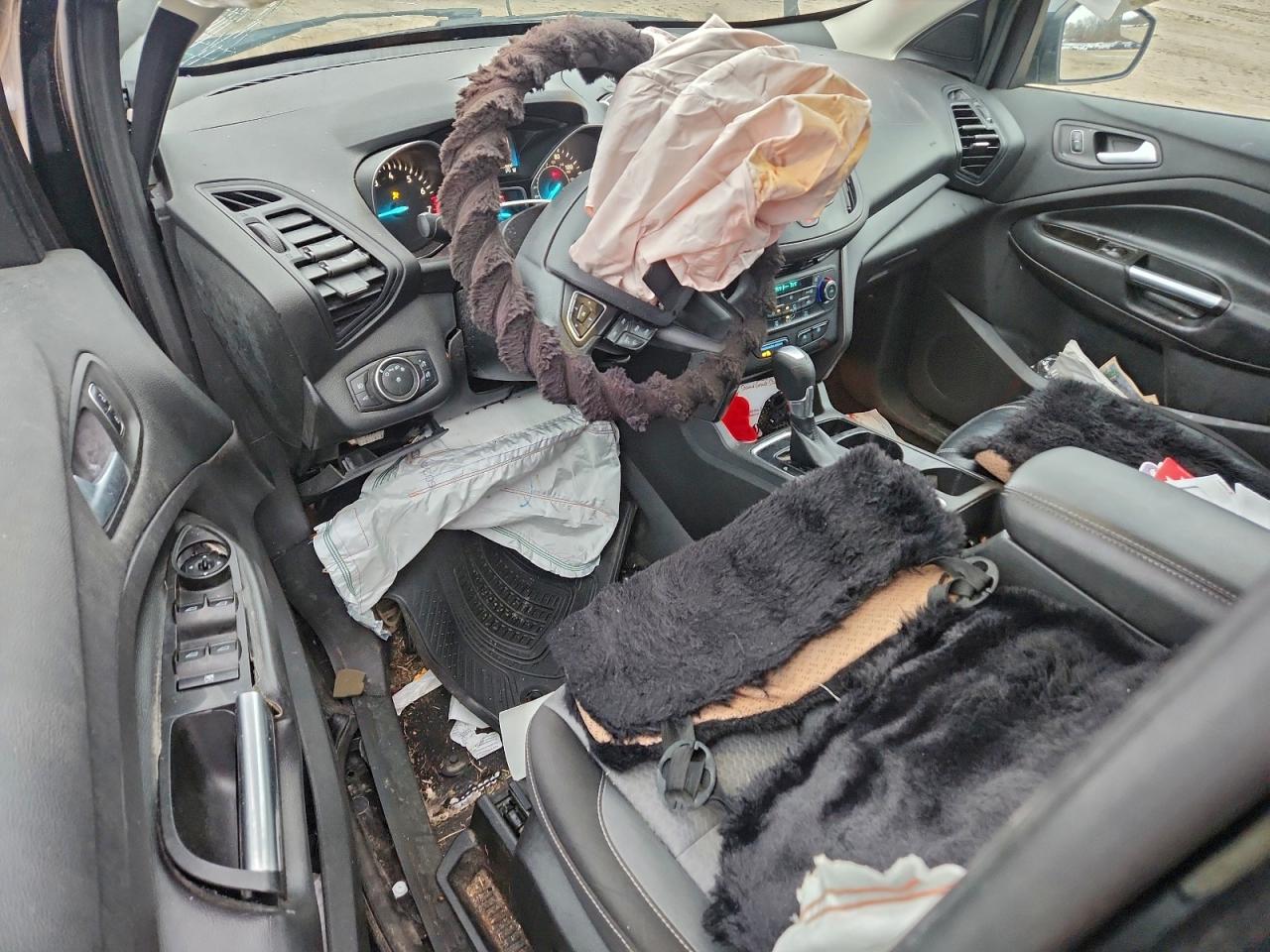 Ford Escape Se Image 6