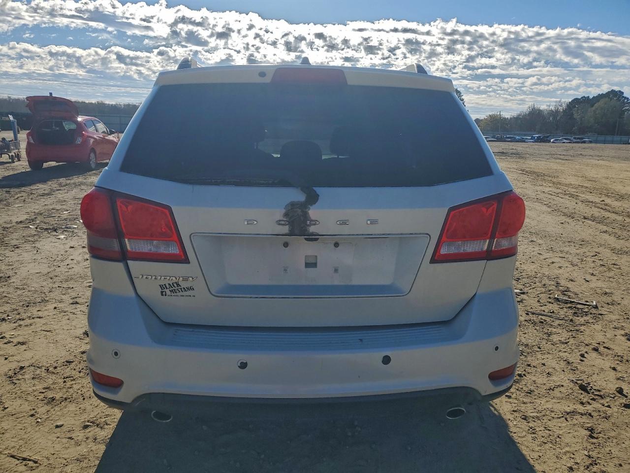 Dodge Journey Crossroad Image 2