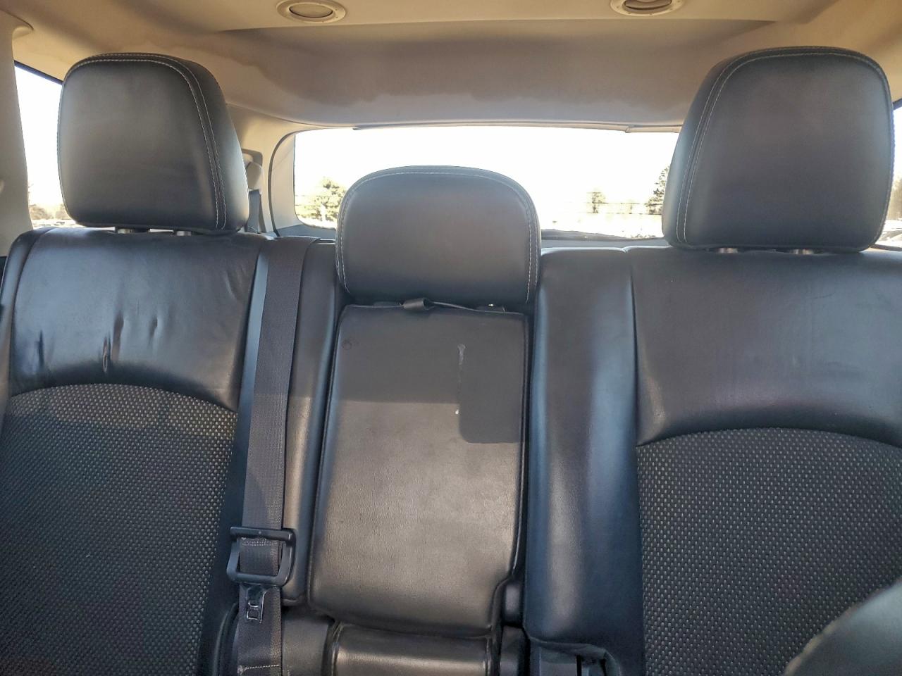 Dodge Journey Crossroad Image 12