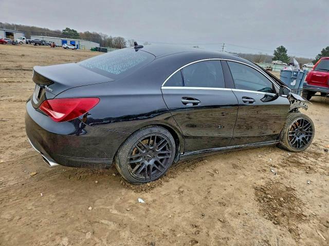 Mercedes-Benz Cla-class 250 4matic Image 8