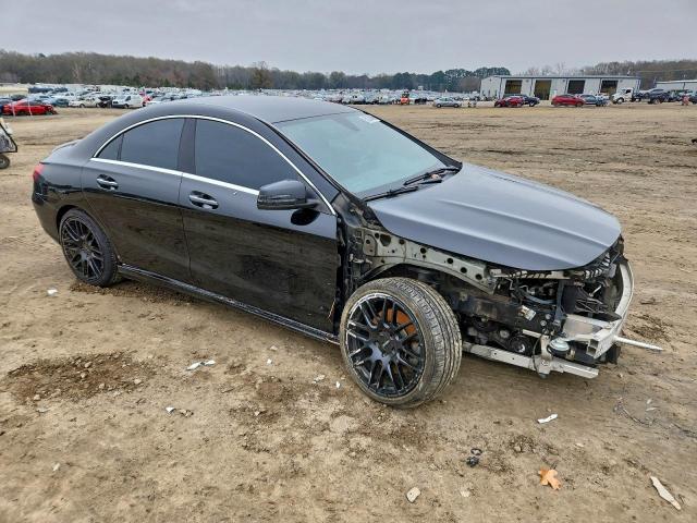 Mercedes-Benz Cla-class 250 4matic Image 3