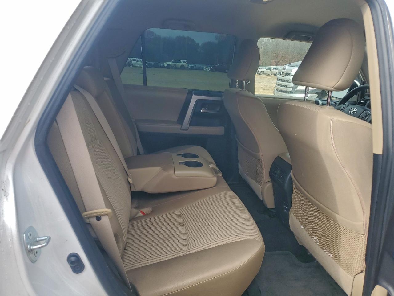 Toyota 4Runner Sr5 Image 8