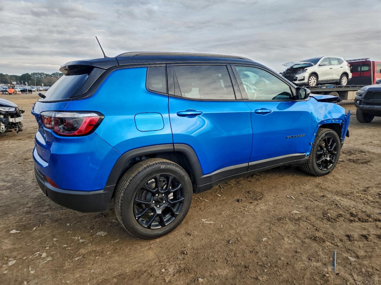 Jeep Compass Latitude Image 9