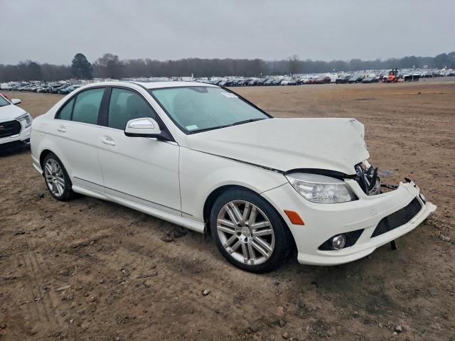 Mercedes-Benz C-Class 300 Image 2