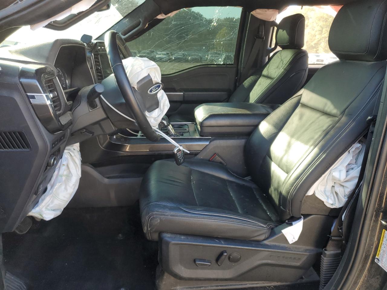 Ford F-150 Supercrew Image 9