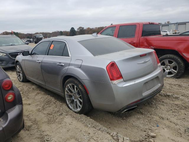 Chrysler 300 Image 2
