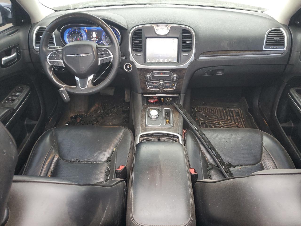 Chrysler 300 Image 7