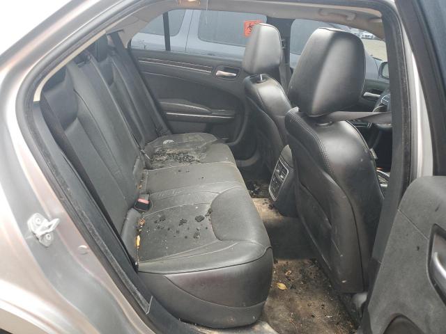 Chrysler 300 Image 6