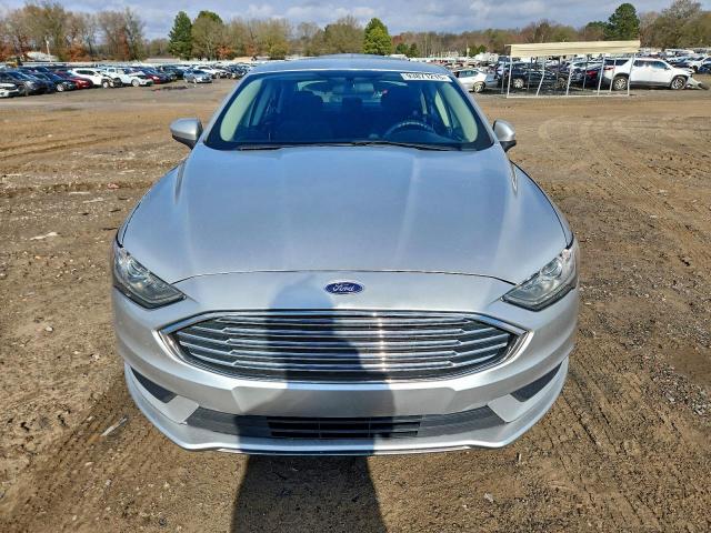 Ford Fusion Se Image 10