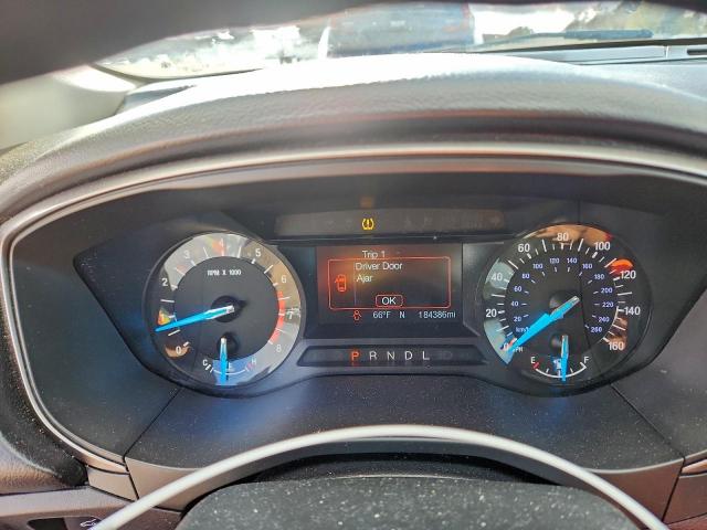 Ford Fusion Se Image 12