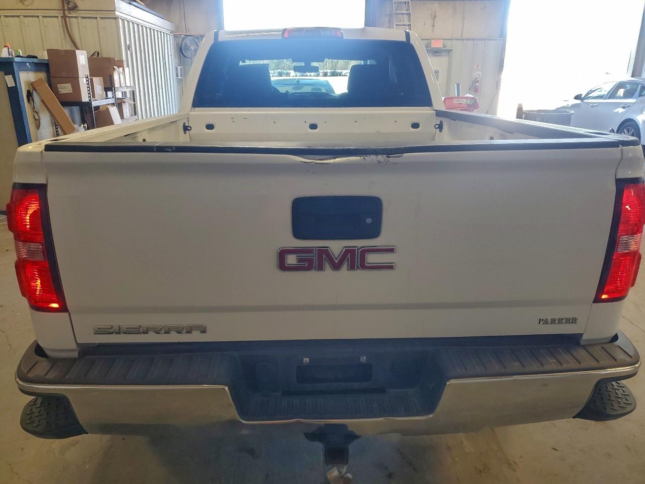 GMC Sierra K1500 Image 4