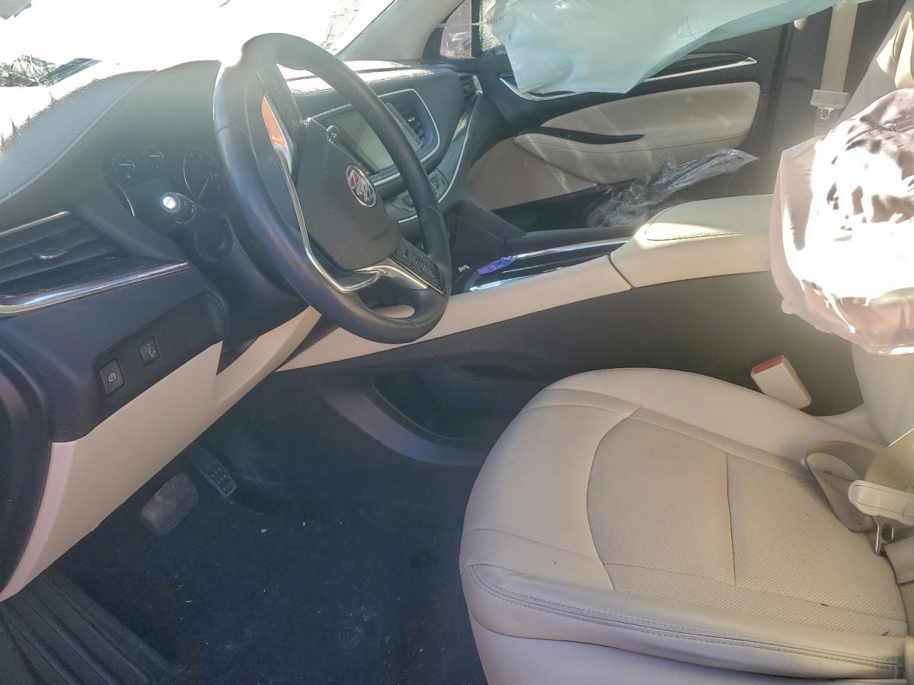 Buick Enclave Essence Image 3