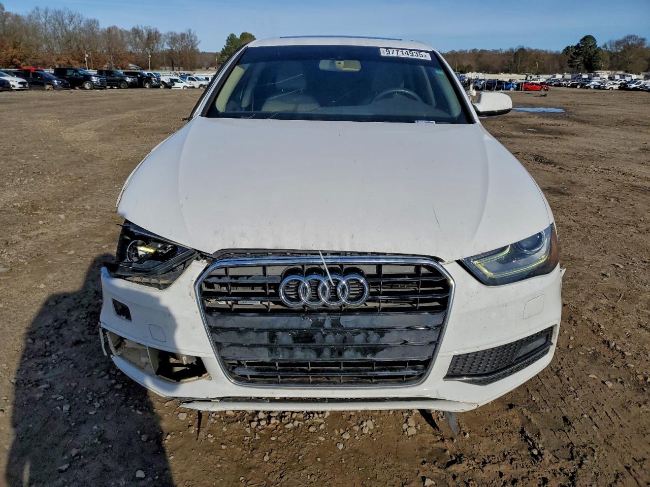 Audi A4 Premium Image 12