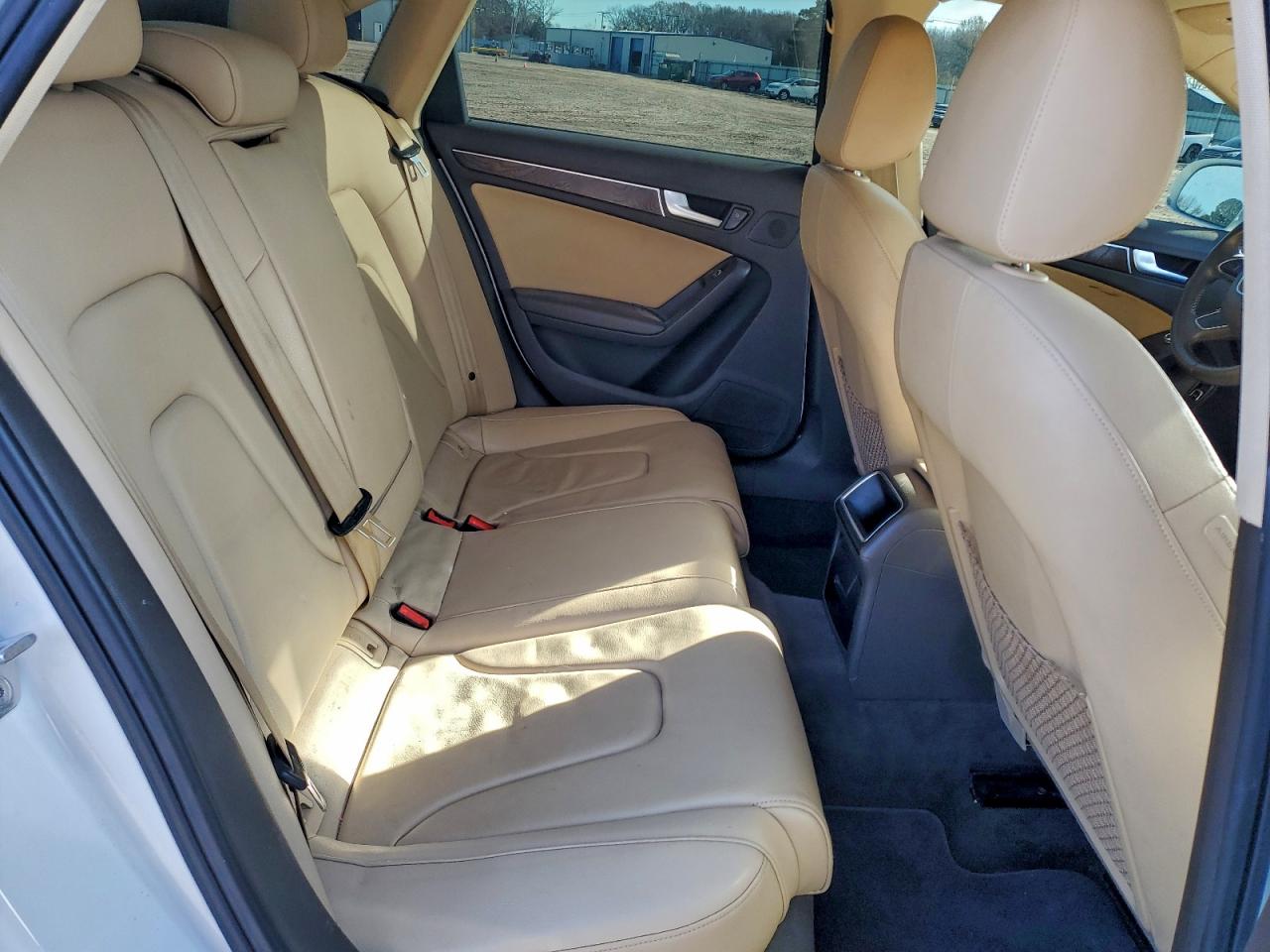 Audi A4 Premium Image 6