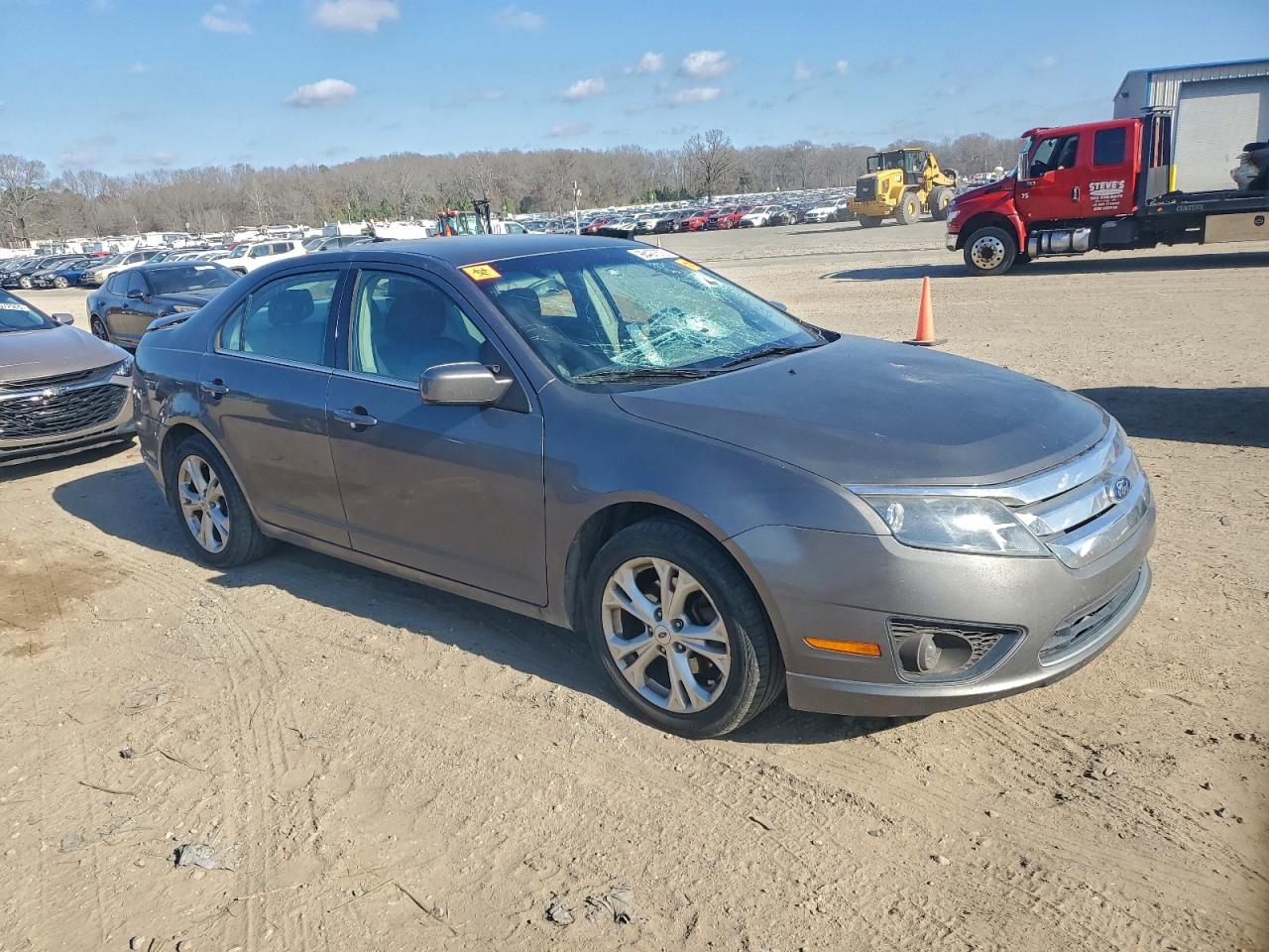 Ford Fusion Se Image 3