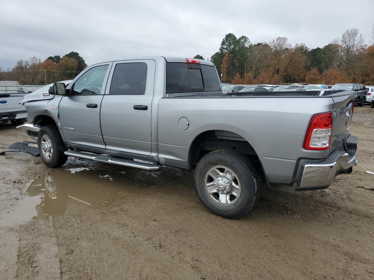 Ram 2500 Tradesman Image 2