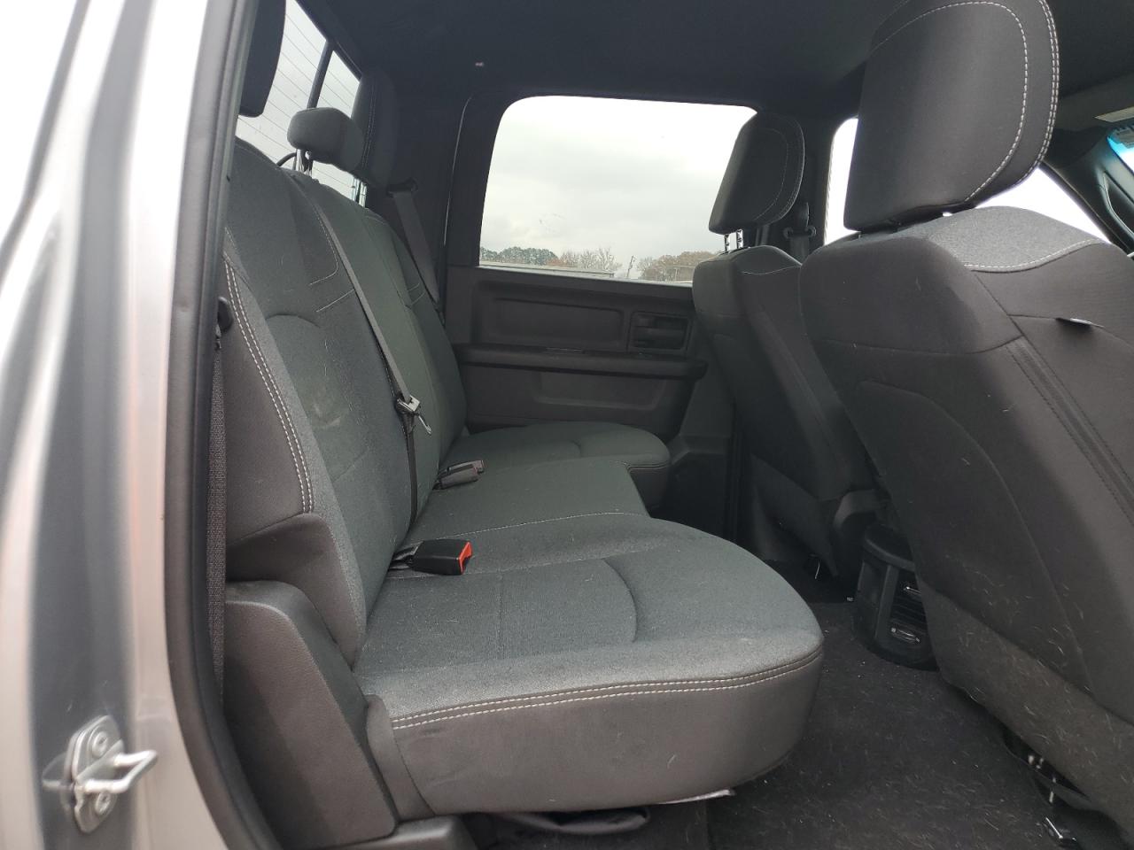 Ram 2500 Tradesman Image 3