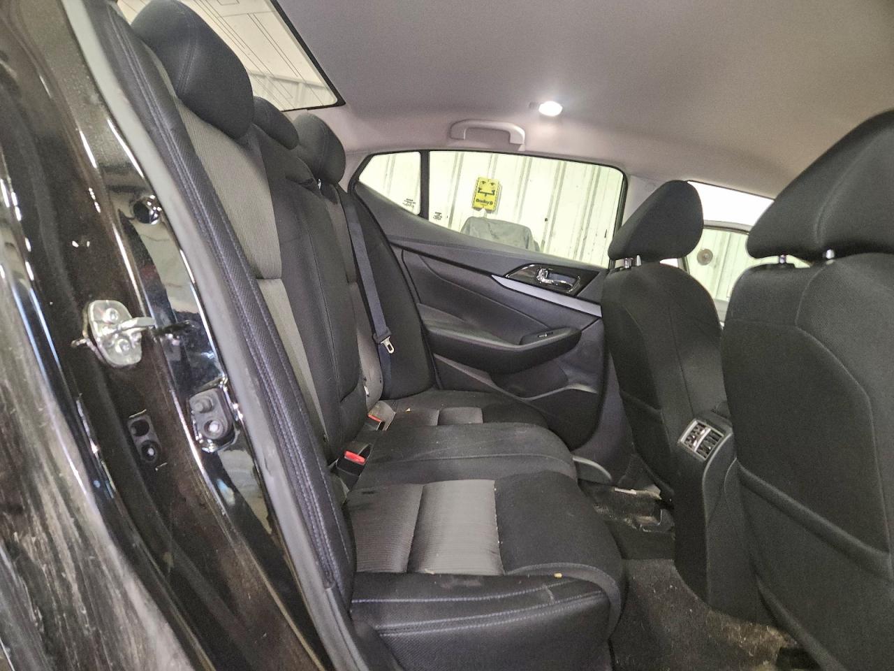 Nissan Maxima 3.5s Image 11